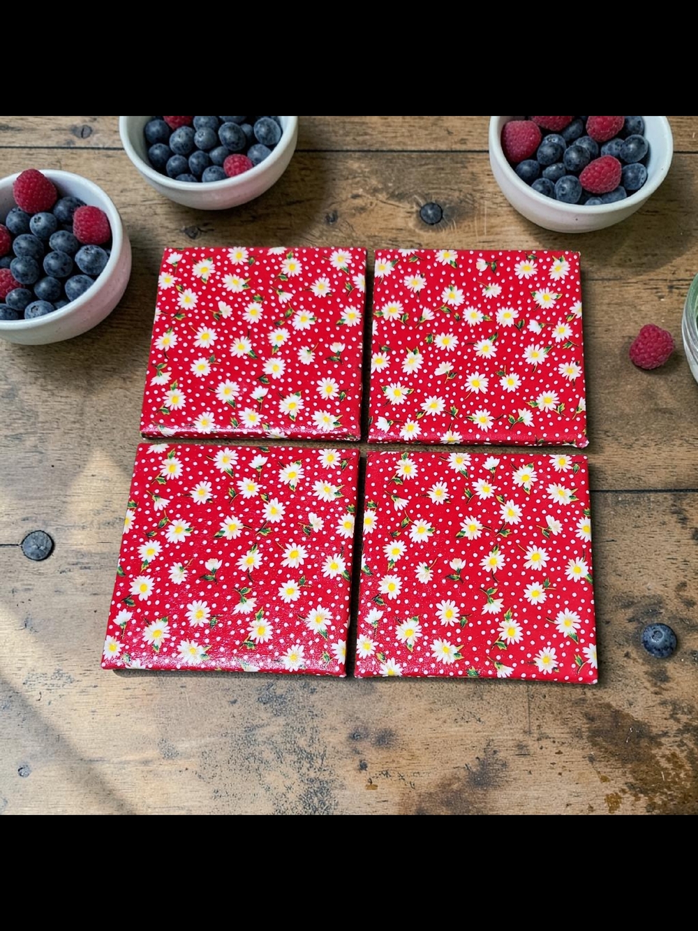 Daisy Ceramic Coasters Set - Picture 2 of 2